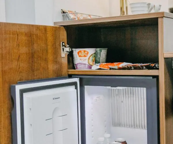 Oasis Guest house 3*